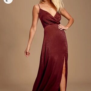 Lulus burgundy long side slid dress